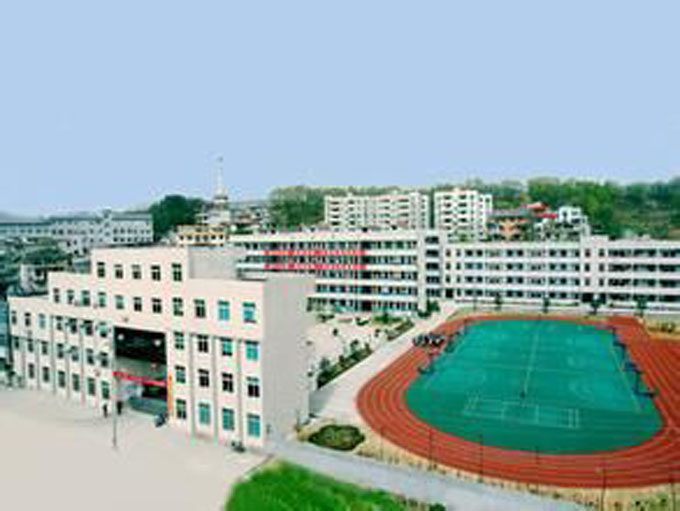 湖北罗田育英中学2.jpg